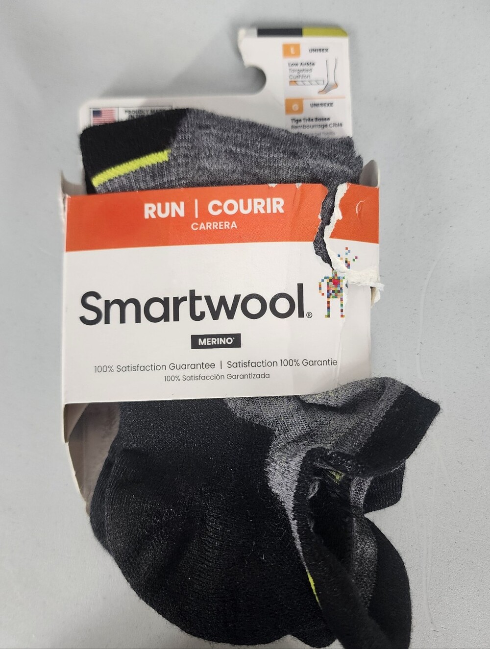 NEW Smartwool Unisex Run Targeted Cushion Low Ankle Socks, Gray Black Large